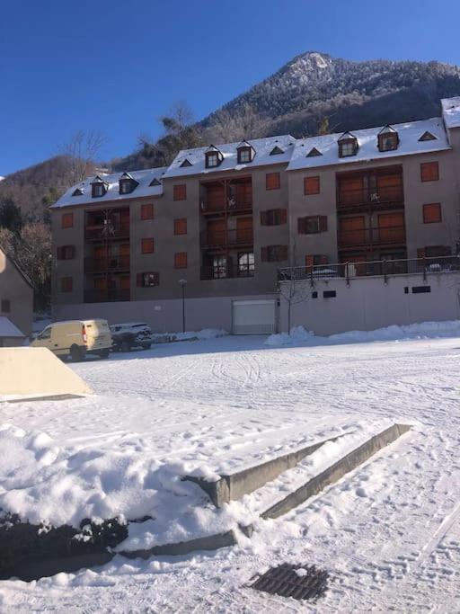 "La Cle Doree" Appartement Balcon Ensoleille Vue Montagne Wifi كوتيريه المظهر الخارجي الصورة