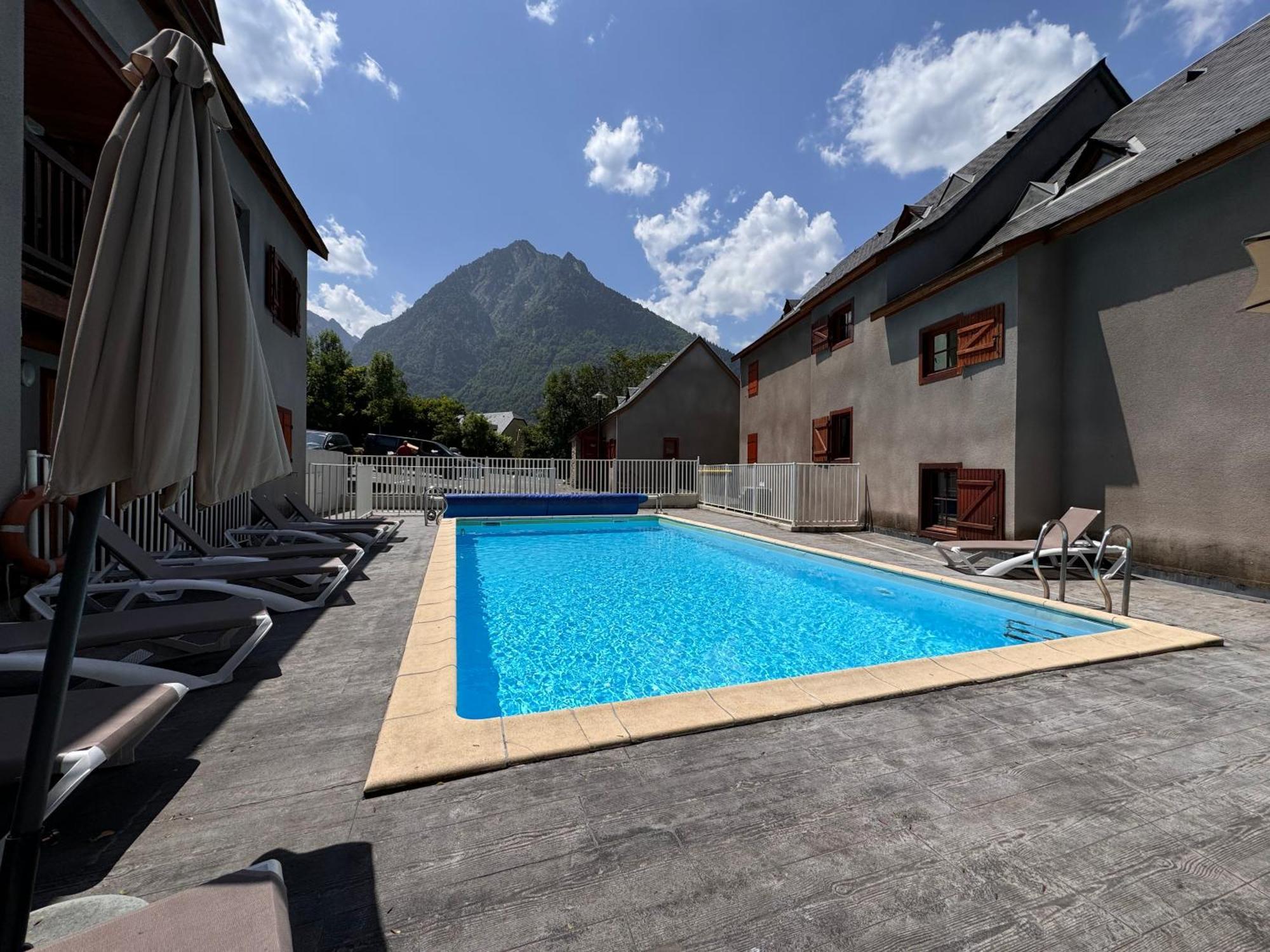 "La Cle Doree" Appartement Balcon Ensoleille Vue Montagne Wifi كوتيريه المظهر الخارجي الصورة